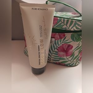 Pure Romance COCO GLOW Sunless Tanner Light to medium